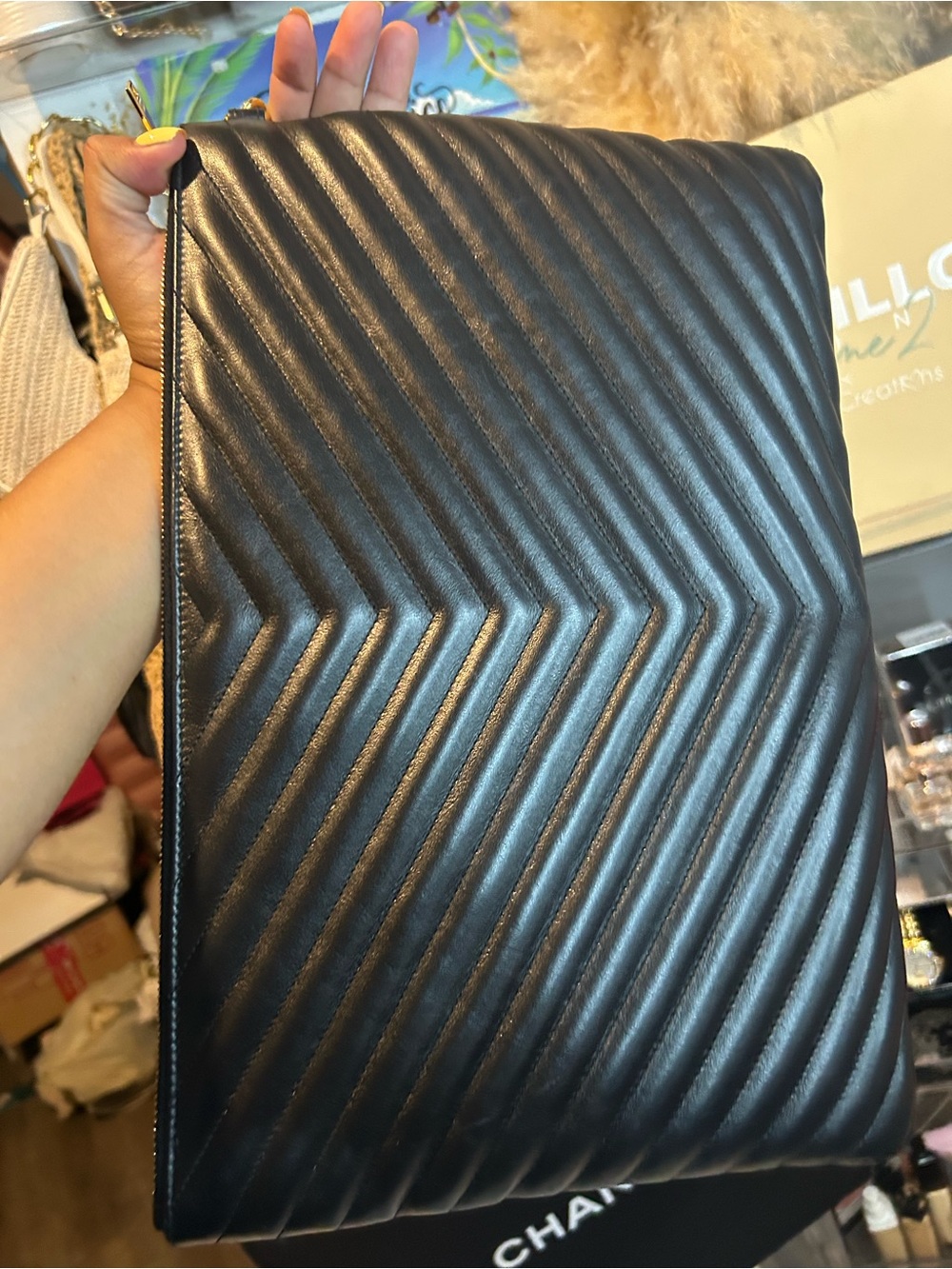 Yves Saint Laurent Black Quilted Leather Envelope Clutch with Gold YSL Emblem - Picture 2 of 13